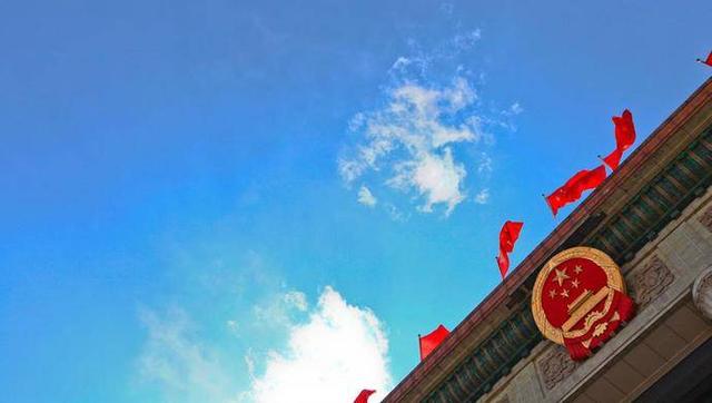 关于国家代表团横扫奖牌榜，取得压倒性胜利的信息