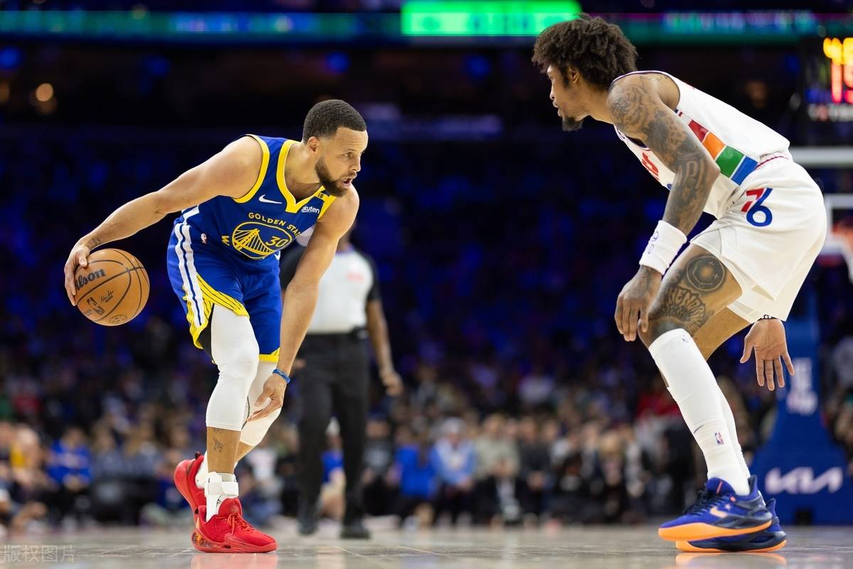 勇士逆转76人，霸气依旧
