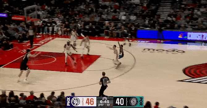 开拓者后卫轰下生涯新高分，助队胜利的简单介绍