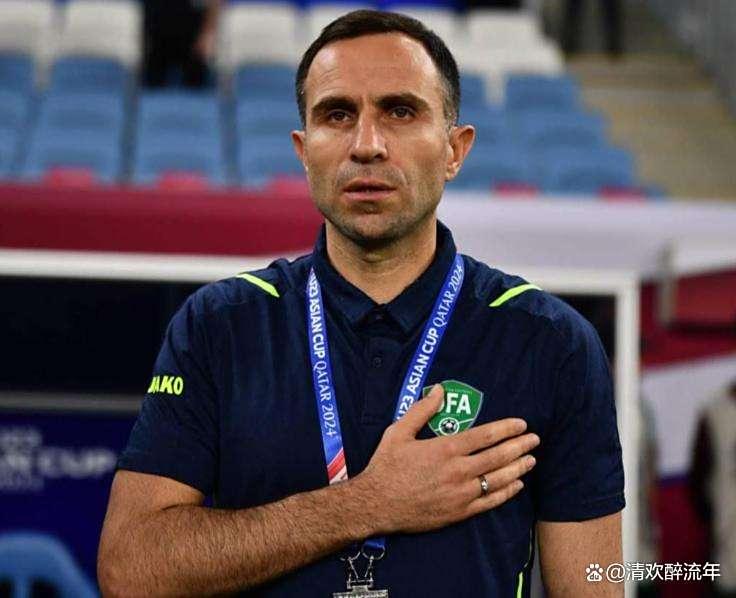 od体育课程-冠军球队助教被提名最佳教练