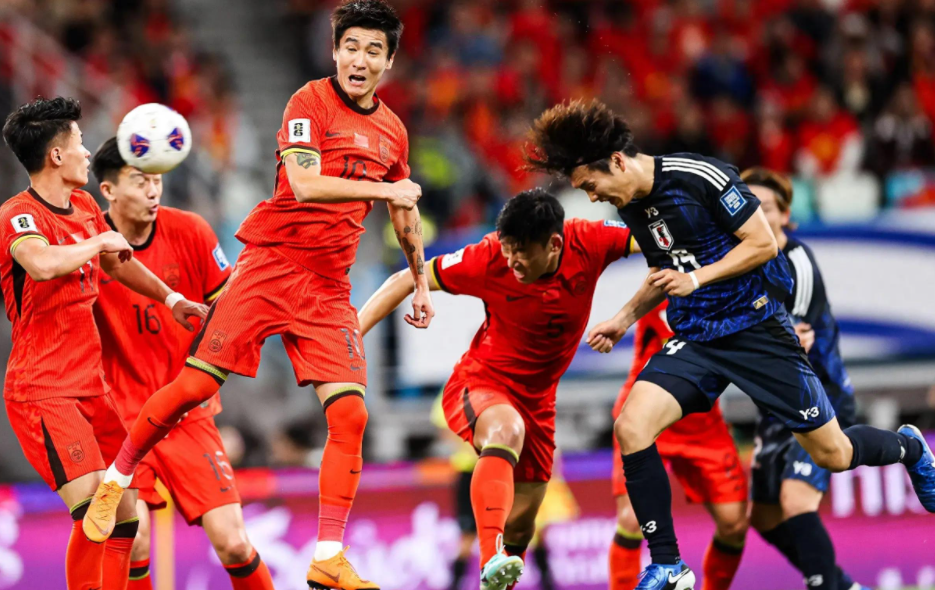 亚洲球队实现逆转取得胜利晋级